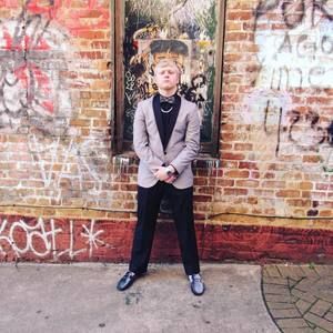 Meet your Posher, Hunter